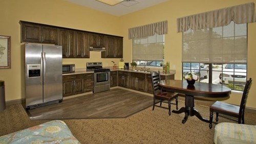 Image of Villages of Lake Highlands - Assisted Living (6)