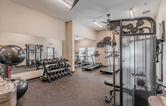 Image of Lakeside Manor (4)