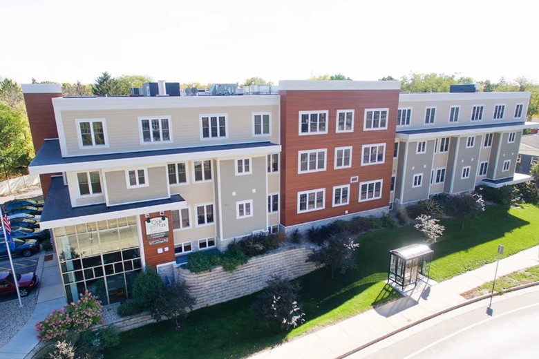Image of Oak Park Place Nursing Of Nakoma (1)
