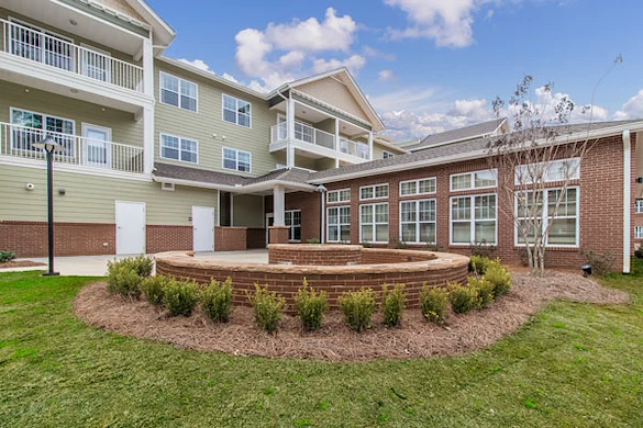 Linwood Estates Gracious Retirement Living Hawthorn Senior Independent Living in Lawrenceville, Georgia exterior