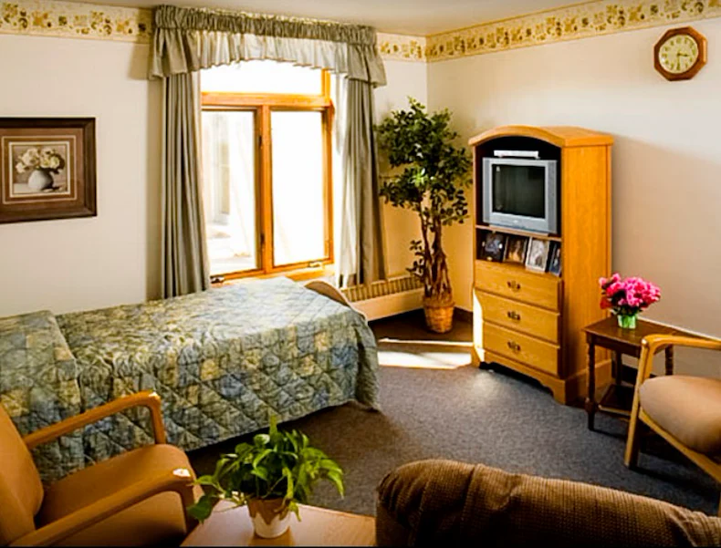 Image of Good Samaritan - Luther Manor (4)