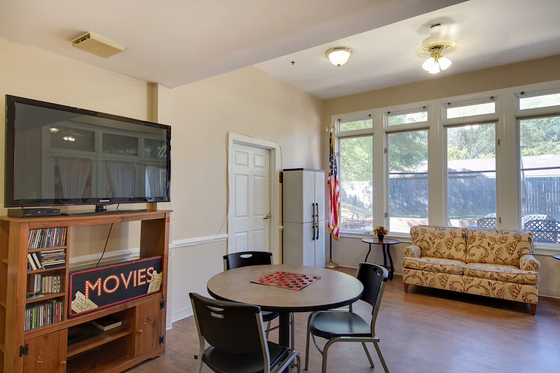 Image of The Elms of Lynchburg (5)