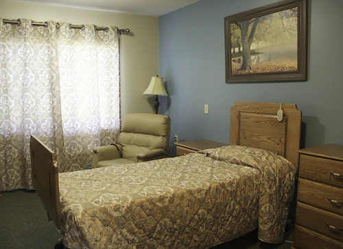 Image of Manor At Elfindale, The (2)