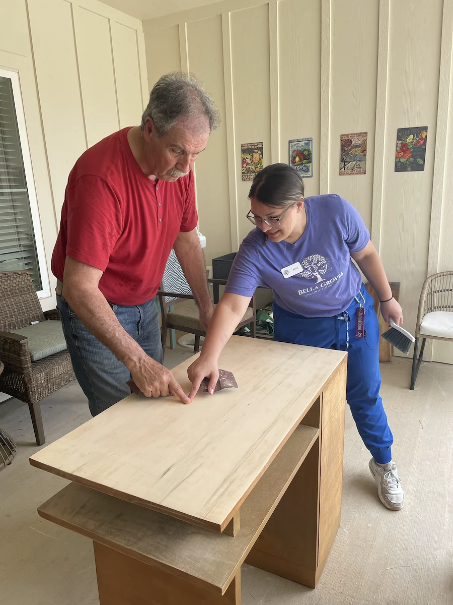 With a high staffing ratio of 1 caregiver to every 4 residents (not including administrative staff), residents frequently have opportunities for one on one attention and support. 