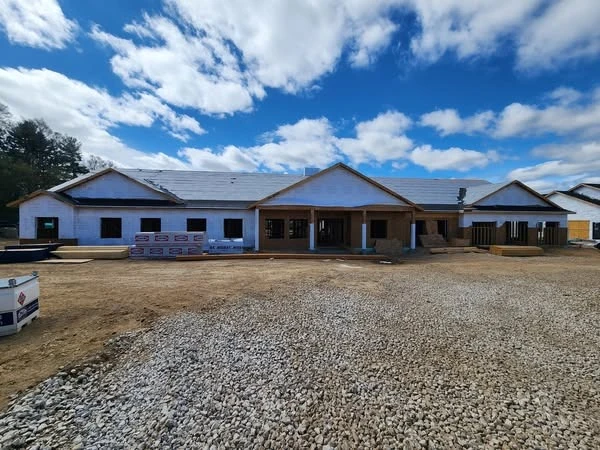 Image of Azura Mukwonago (10)