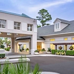 Image of Vi at TidePointe Senior Living (1)