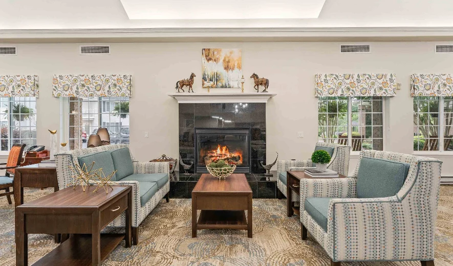 Shads Landing Gracious Retirement Living Hawthorn Senior Independent Living in Charlotte, North Carolina fireplace