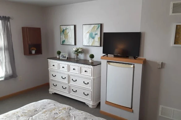 Image of Apple Creek Place (4)