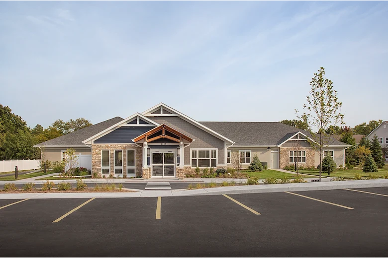 Image of White Oaks at McHenry (1)