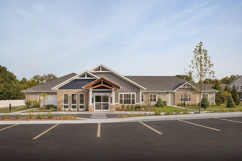 Image of White Oaks at McHenry (1)