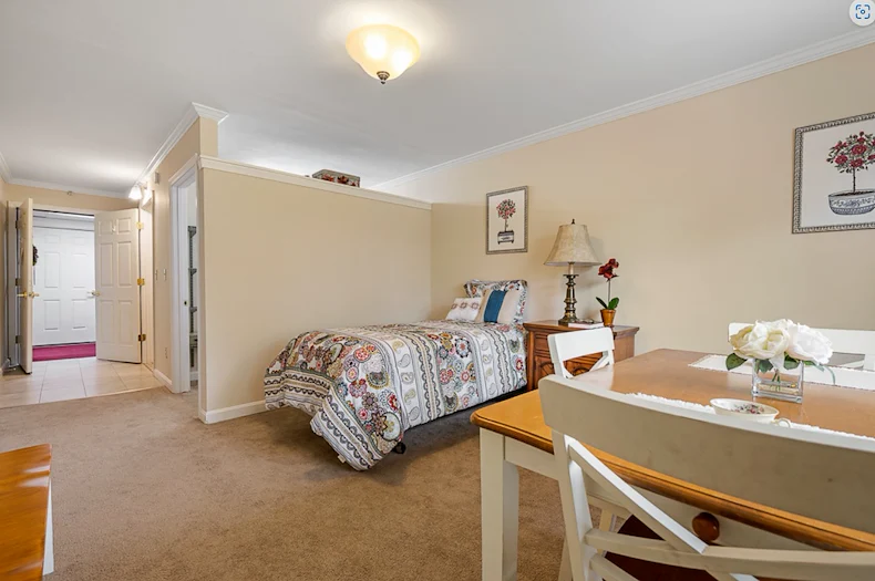 Image of Manor on the Hill (5)