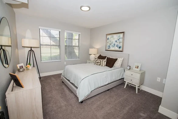 Image of The Garnet of Casa Grande (9)