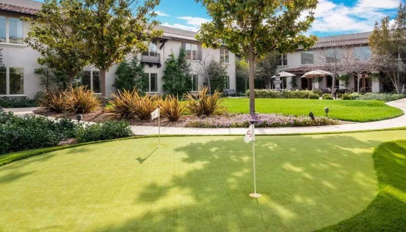 Image of Oakmont of Santa Clarita (2)