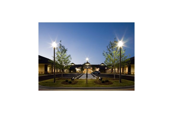 oaks-on-parkwood-skilled-nursing-facility-image-9