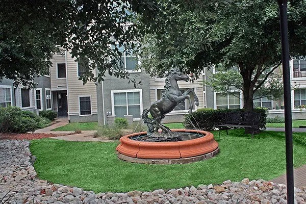 Image of Heritage Pointe (2)