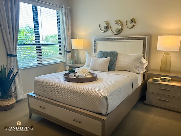 Image of Grand Living at Naples (9)