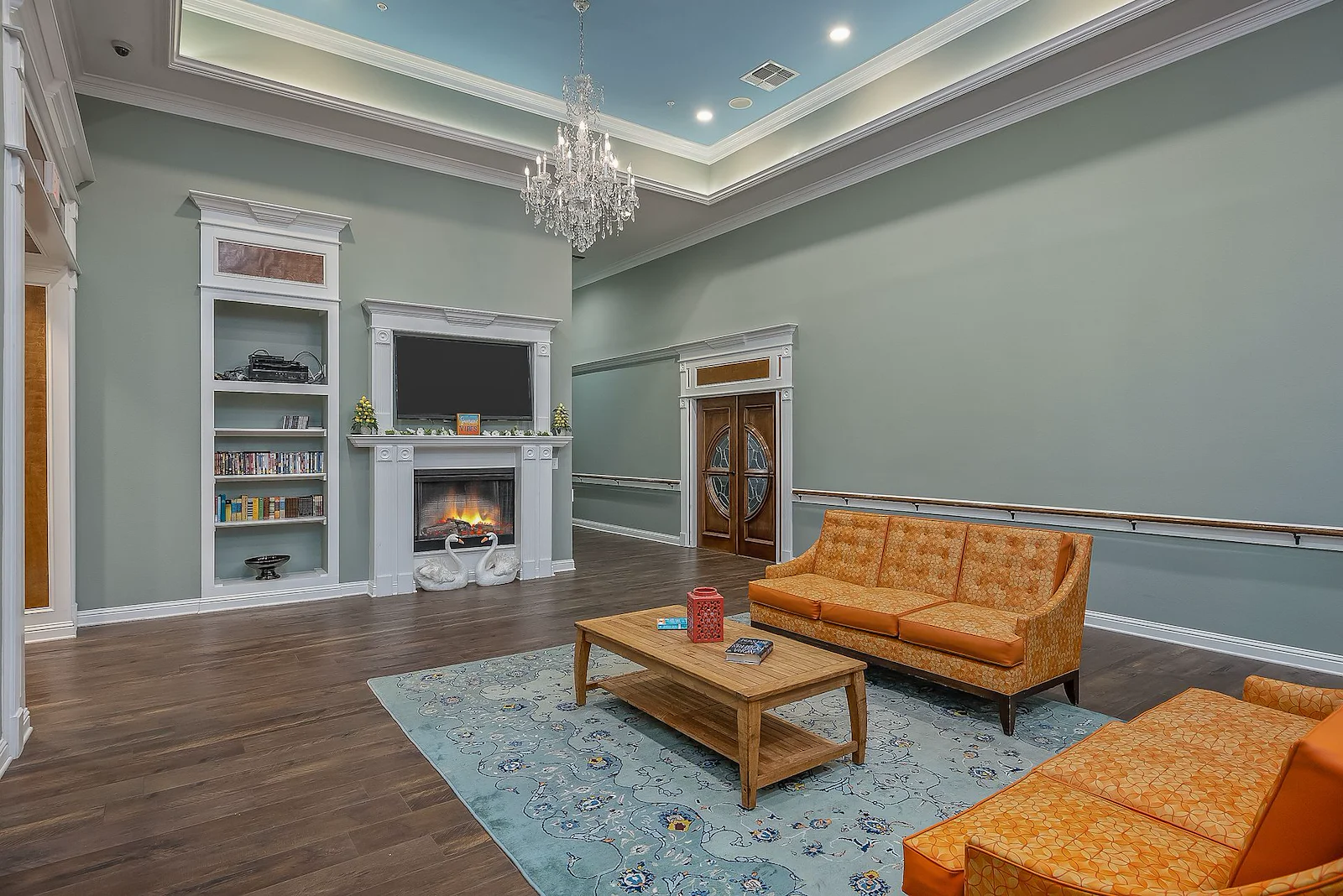 The Chateaus at Montclair Senior Memory Care in Shreveport, LA living room