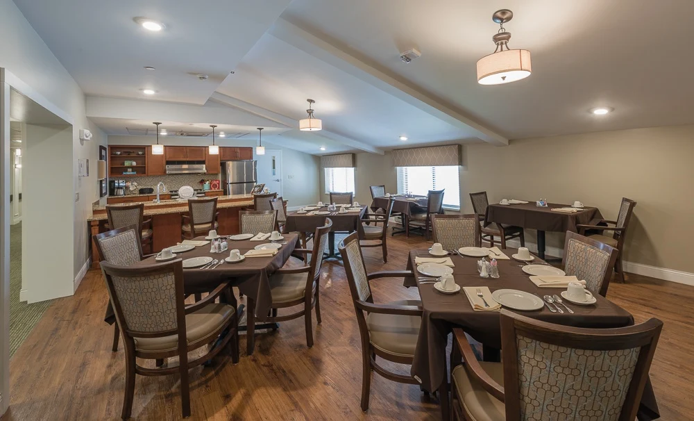 Image of West Bay Warwick (5)