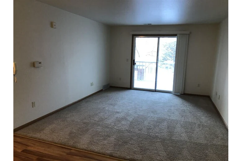 Image of Parkway Landings Seniors Apartments (7)
