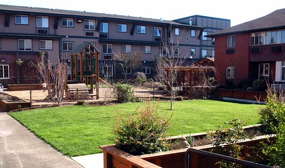 Image of Avamere at Laurelhurst Village (2)