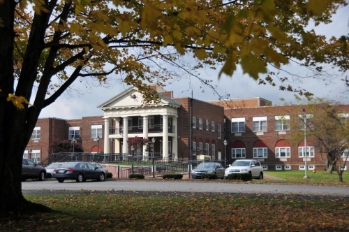 Image of Pleasant Ridge Manor East/West (5)