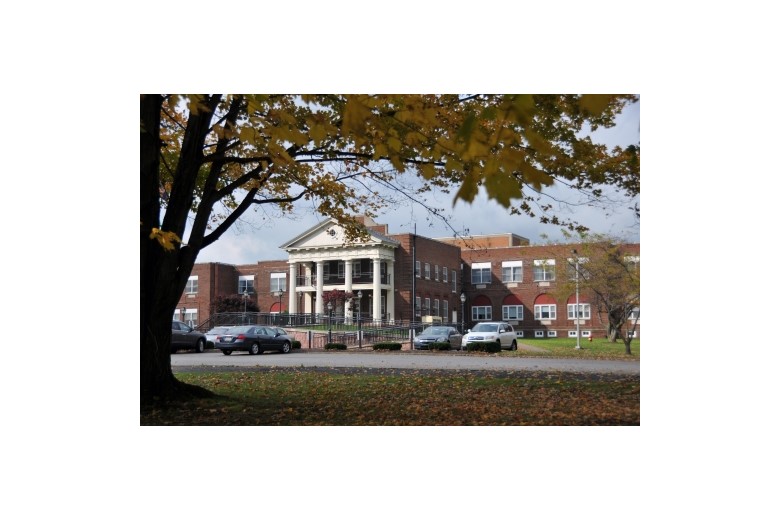 Image of Pleasant Ridge Manor East/West (5)