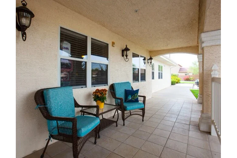 Image of Avista Apache Junction (2)