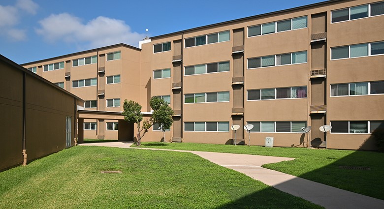 Image of Forest Green Manor (1)