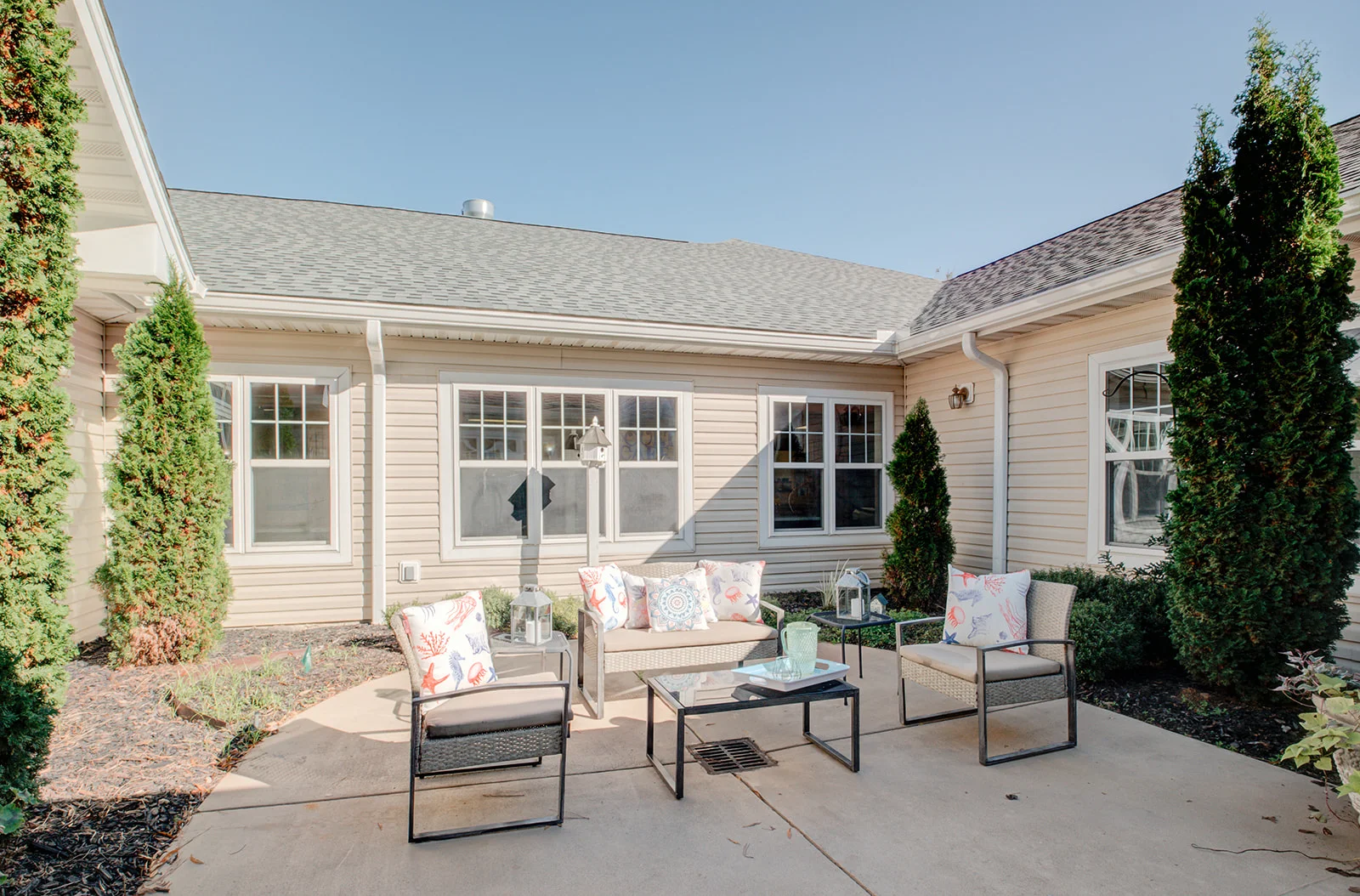 Image of Falls River Court Memory Care (7)