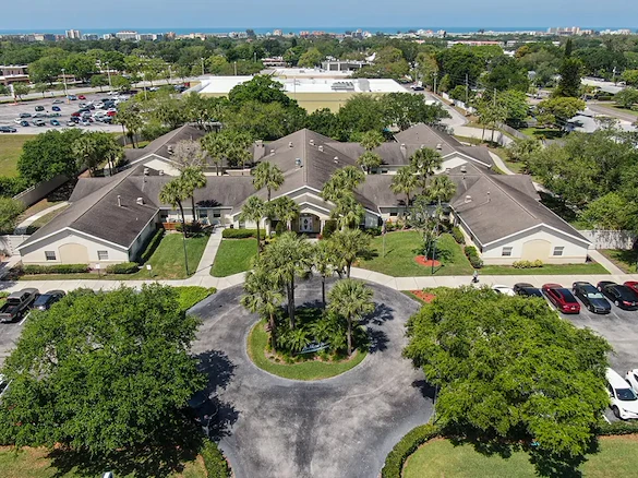 Image of Arden Courts at Seminole (1)