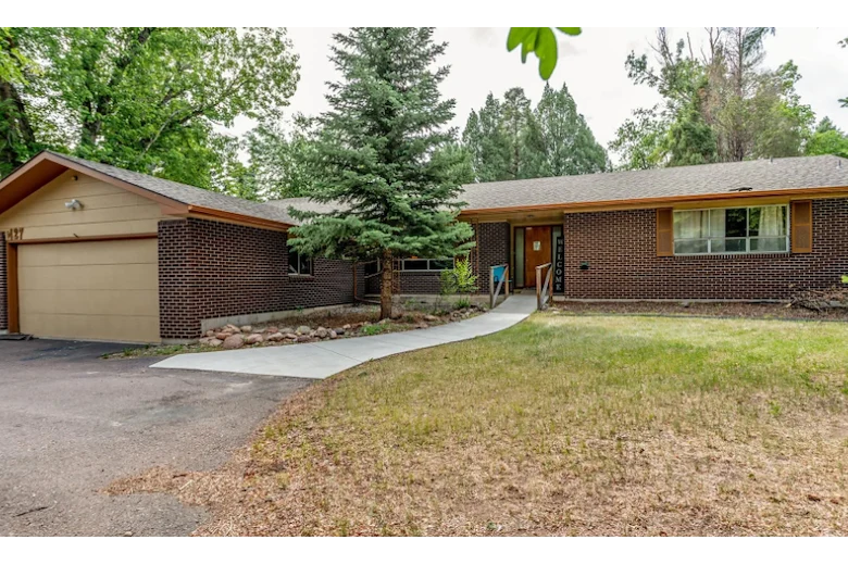 Image of Cheyenne Home (1)