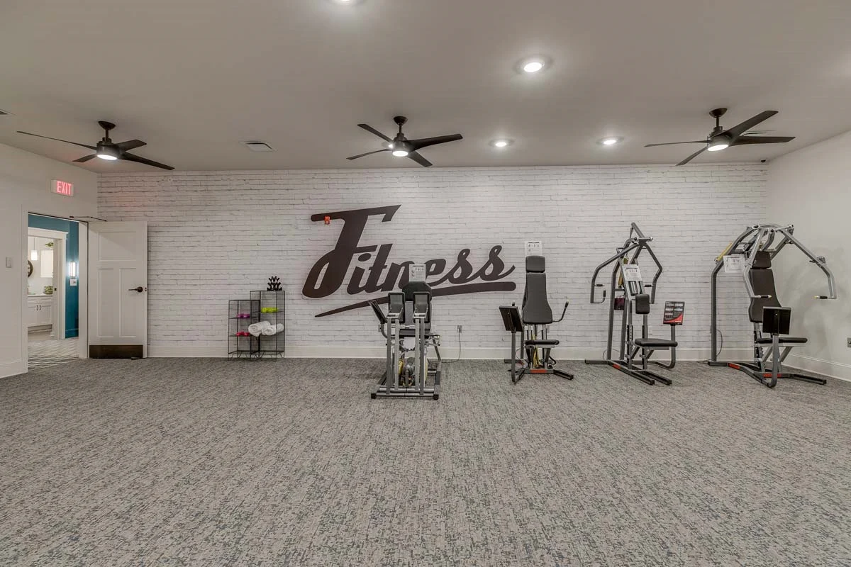 Image of Everlan of Louisville (7)