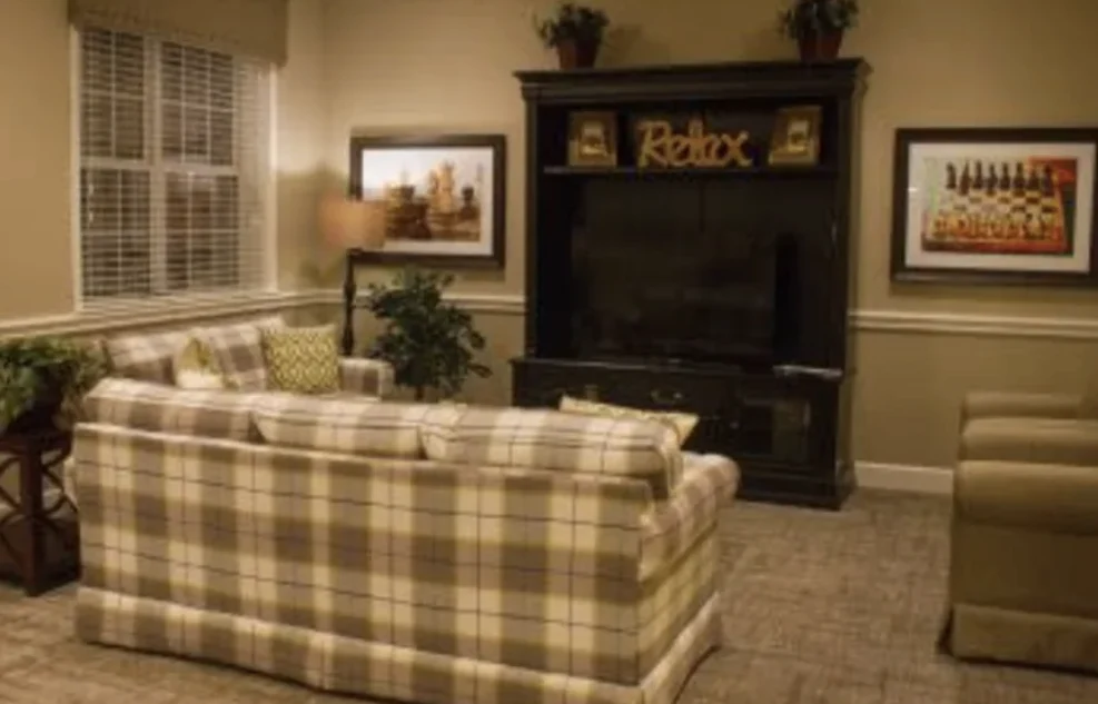 Franklin Place Senior Memory Care in Franklin, WI living room