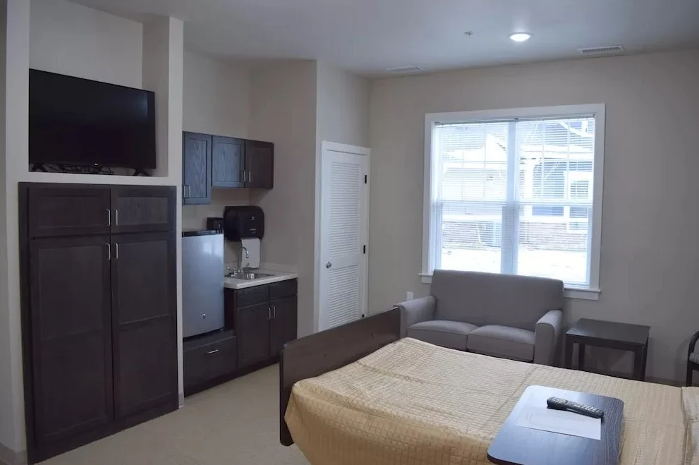 Image of Colonial Village (2)