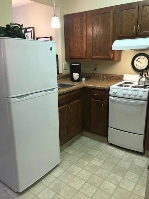 Image of Wyndmoor of Castleton (4)