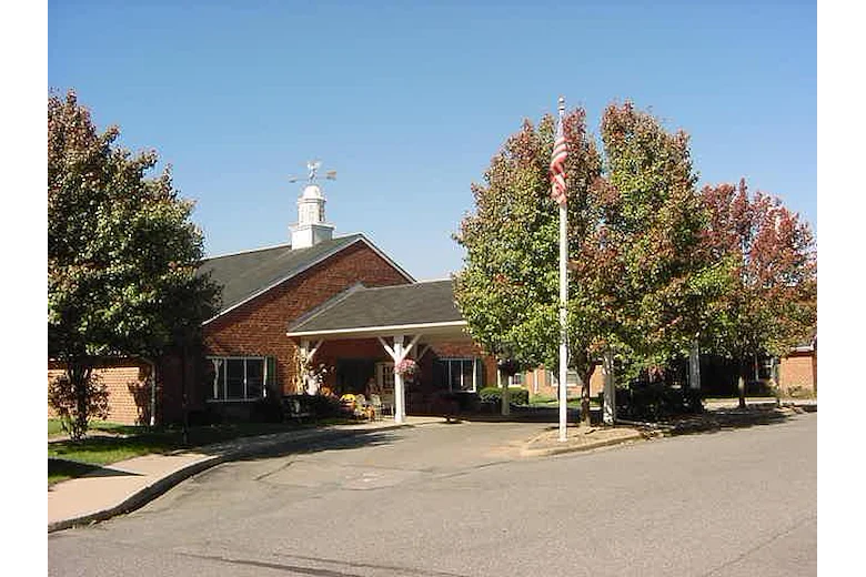 Image of Country Arch Care Center (1)
