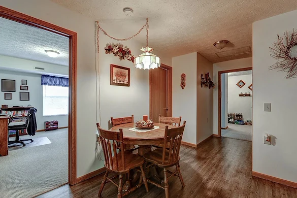 Image of Russell's Place (6)