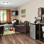 Image of Encore at Hugo (5)