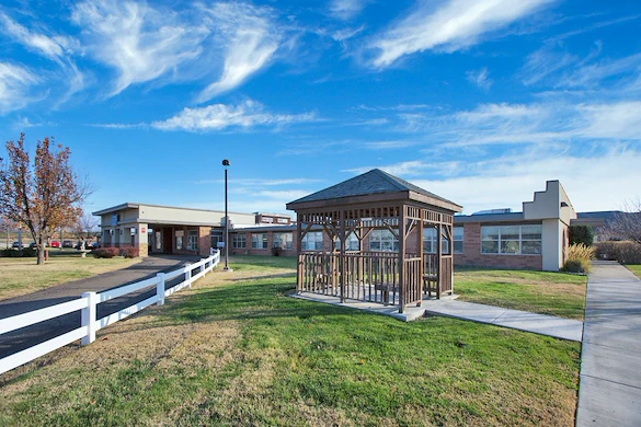 Image of Sunnyside Healthcare Center (1)