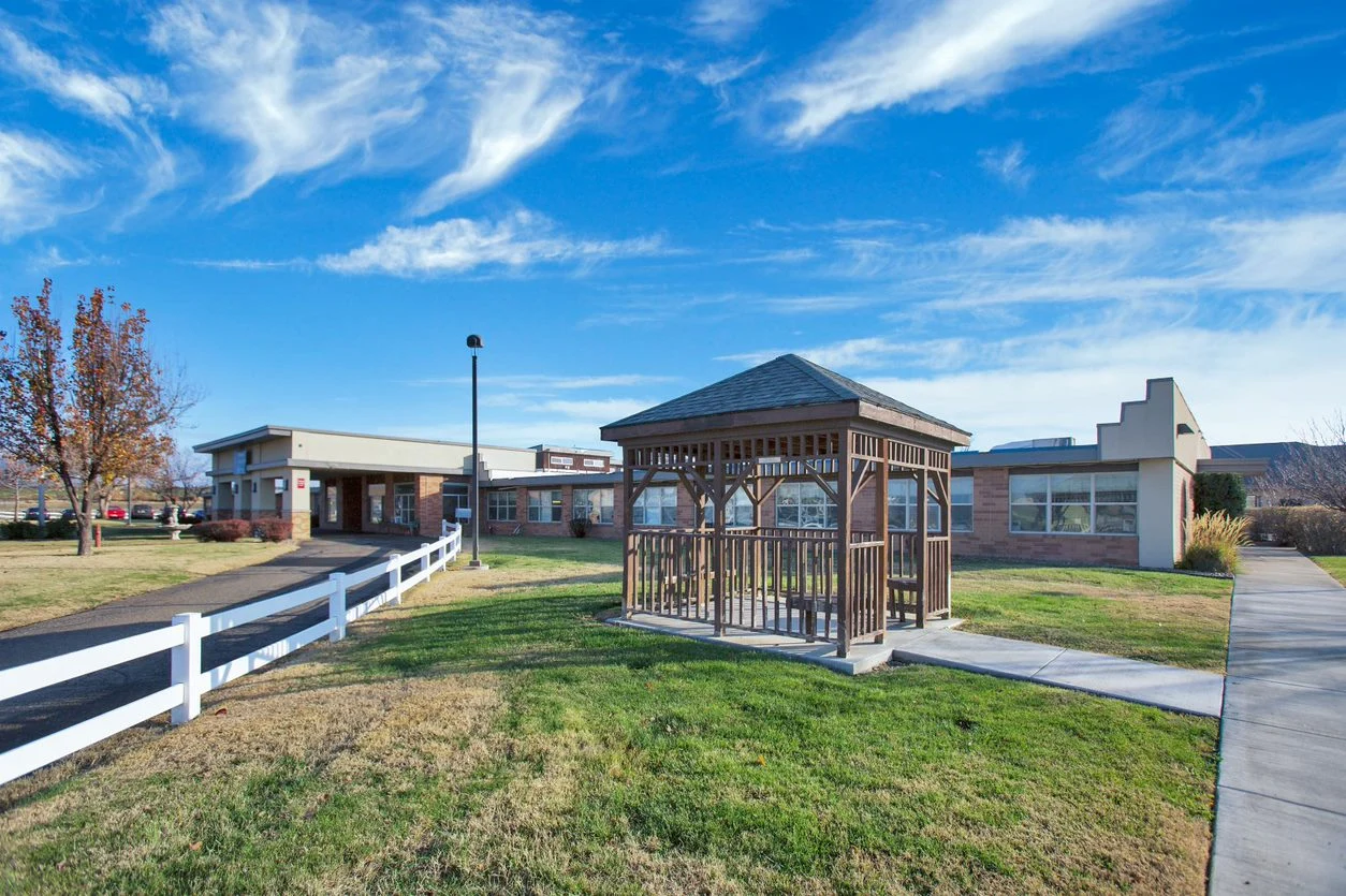 Image of Sunnyside Healthcare Center (1)