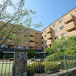 Image of Garden Plaza at Cleveland (2)