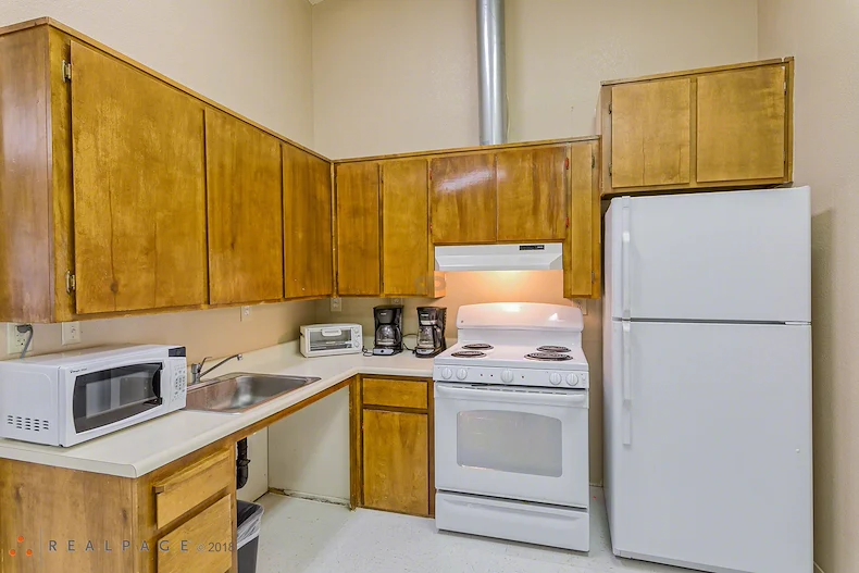 Image of Almond Garden Elderly (4)