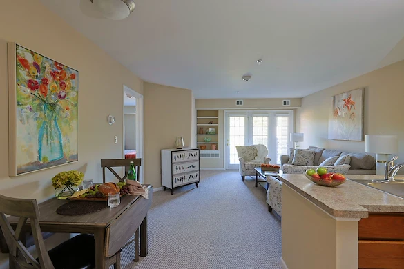 The Commons Corewell Health - Oak Terrace Dearborn Living Room