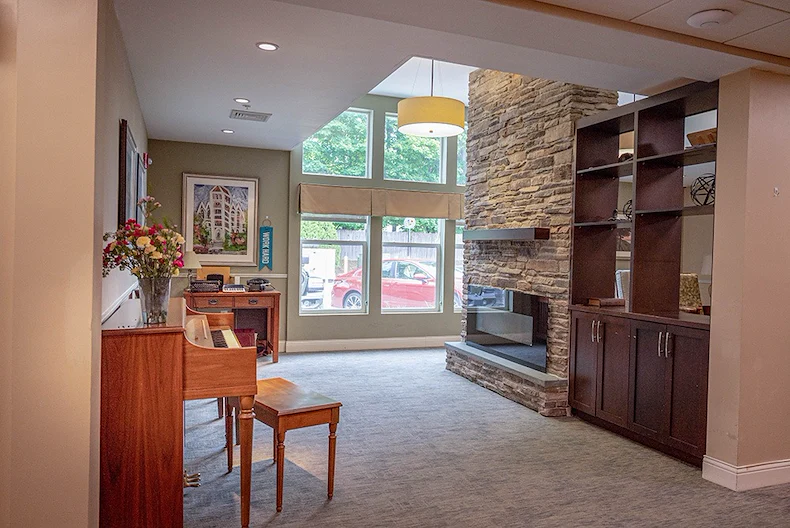 Image of Seasons of Danvers (9)