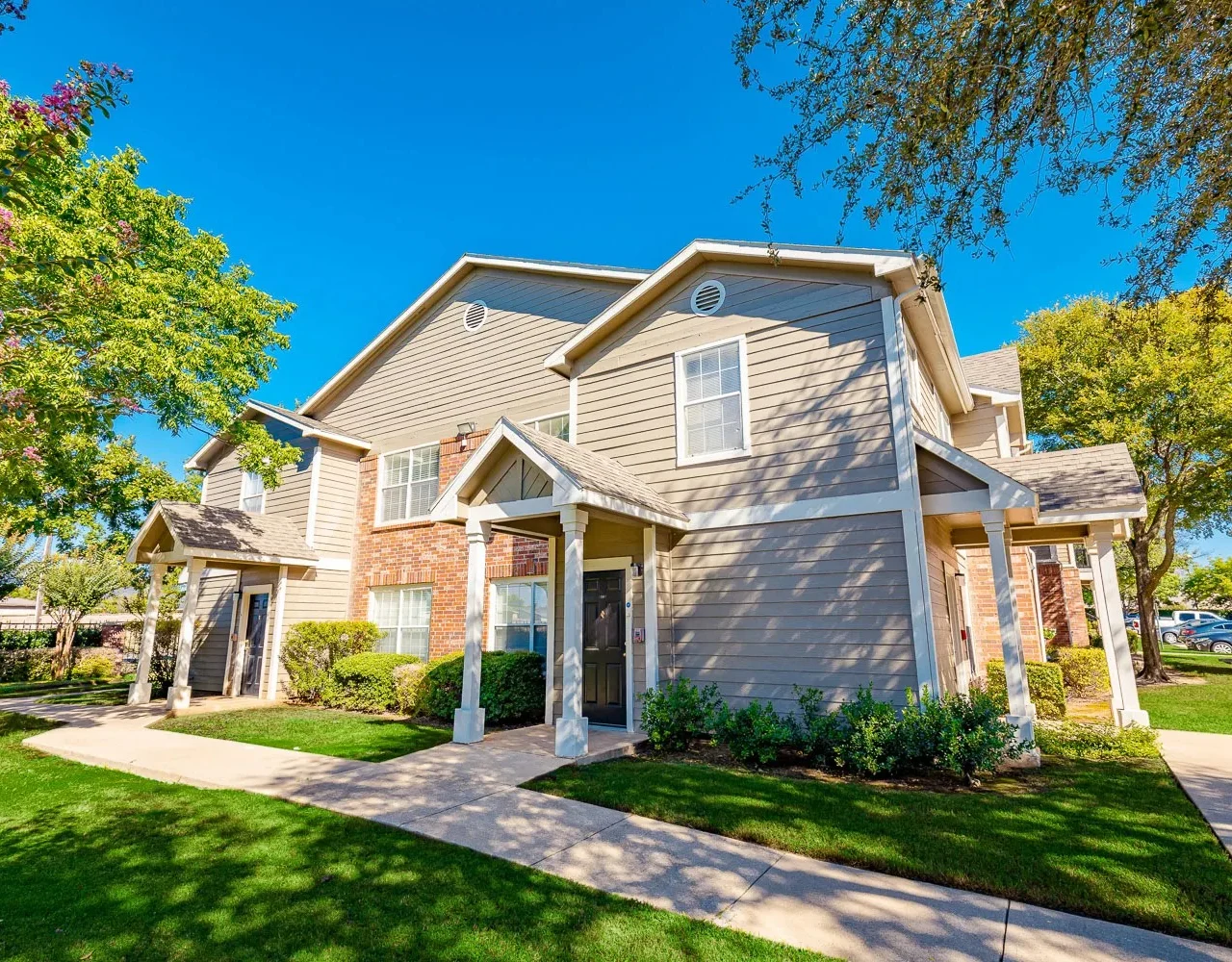 Image of Residence at the Oaks (3)