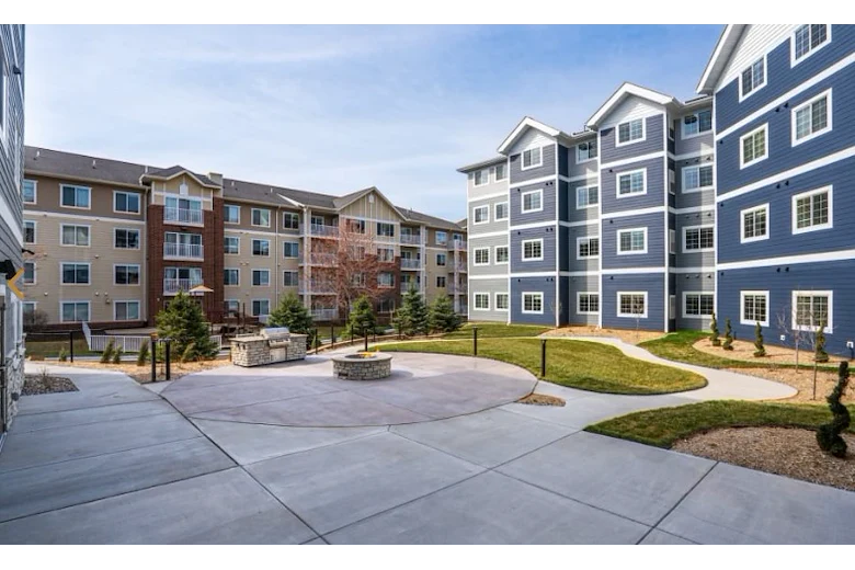 Image of Hayden Grove Bloomington (10)