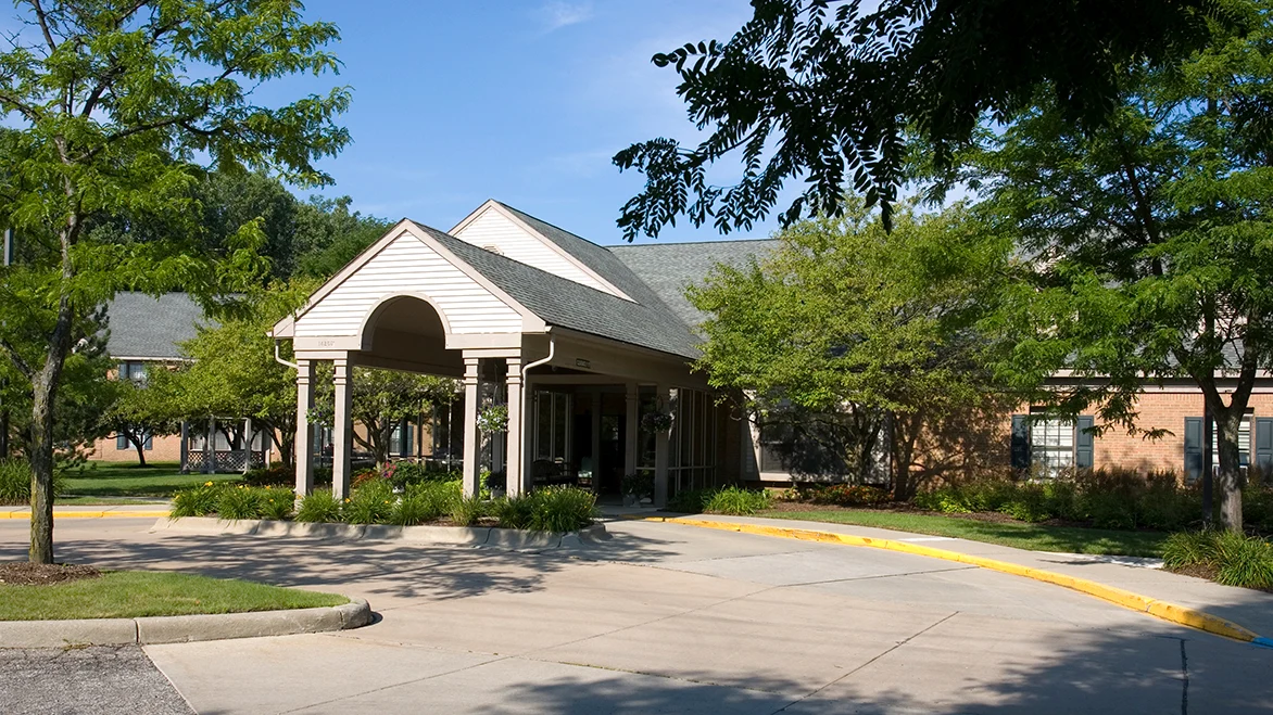 Image of Oakmont Livonia Senior Community (1)