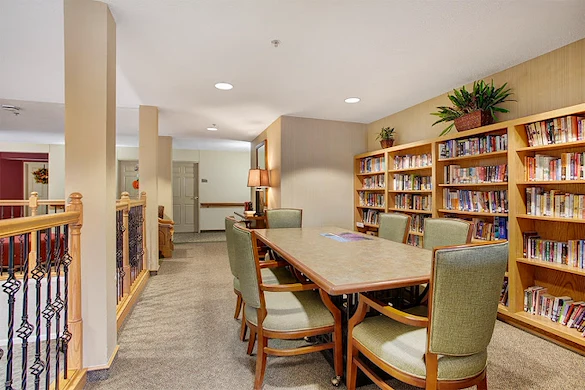 Image of Oak Crest (4)