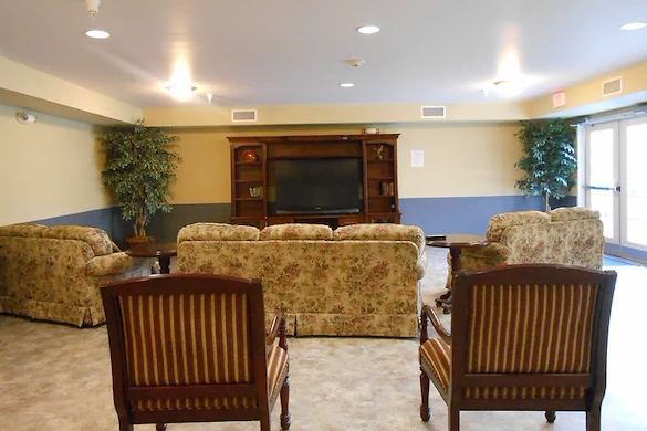 Image of Ahepa 302 Senior Apartments (4)