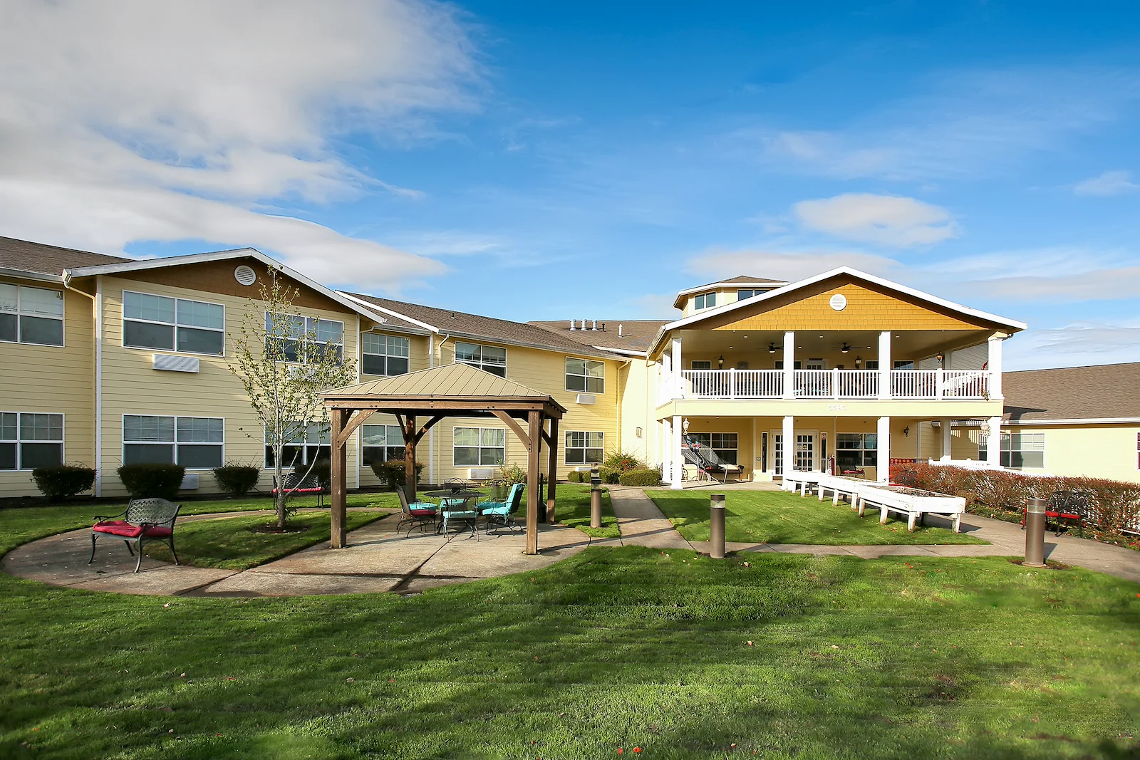 Image of Prestige Senior Living West Hills (2)